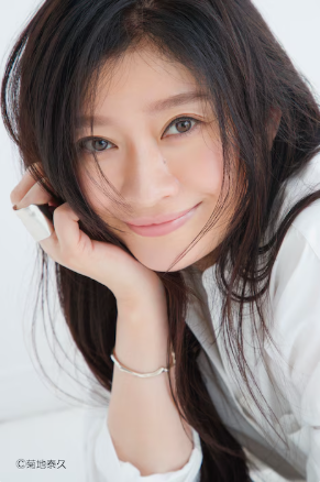 篠原涼子さんの画像